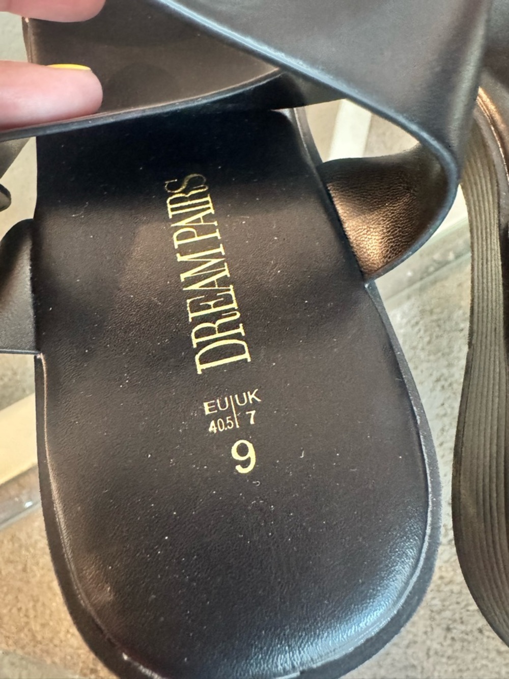 New Black Women's Two-Strap Flat Sandals - Picture 3 of 5